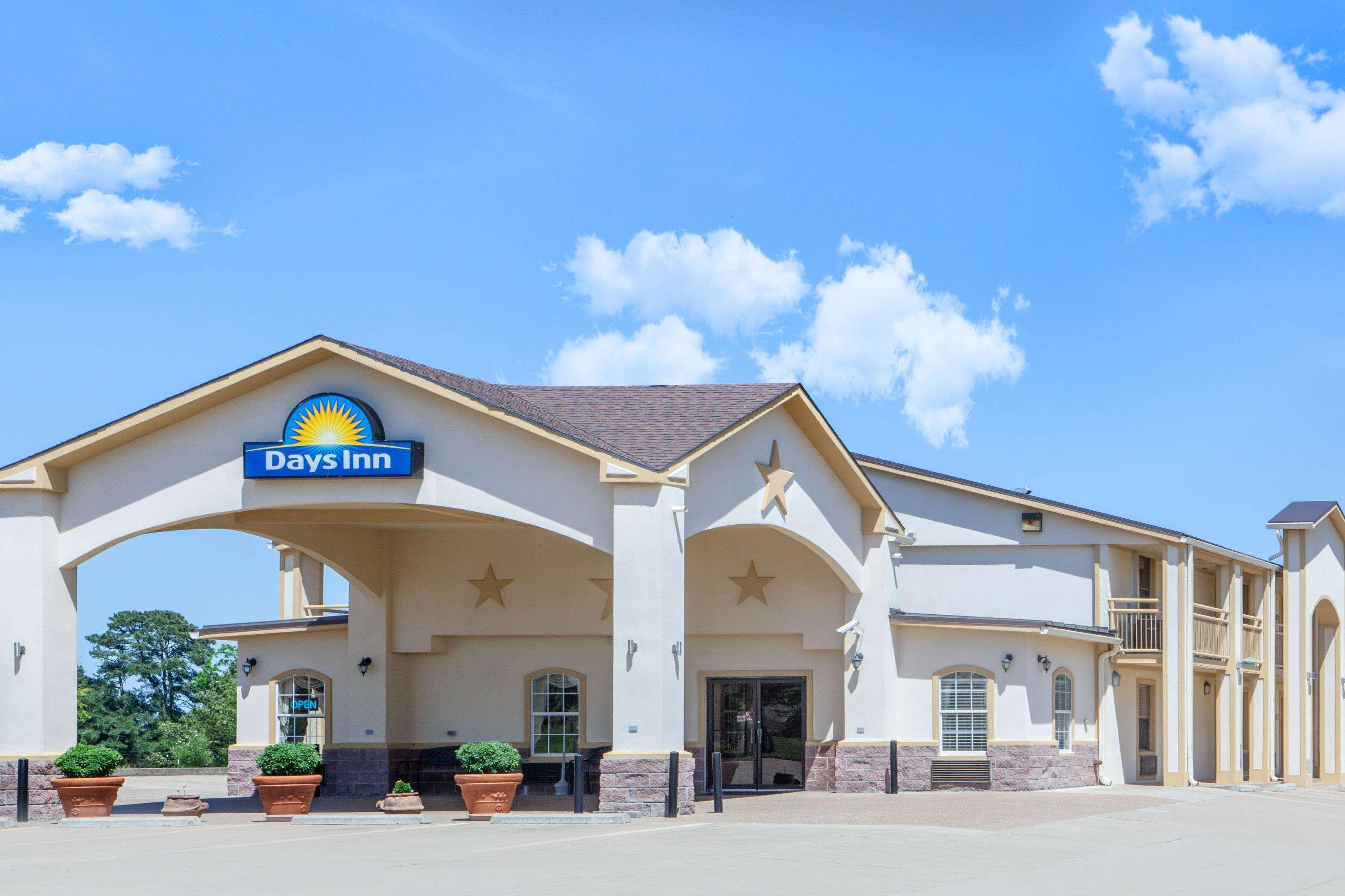 Days Inn By Wyndham Centerville Eksteriør billede